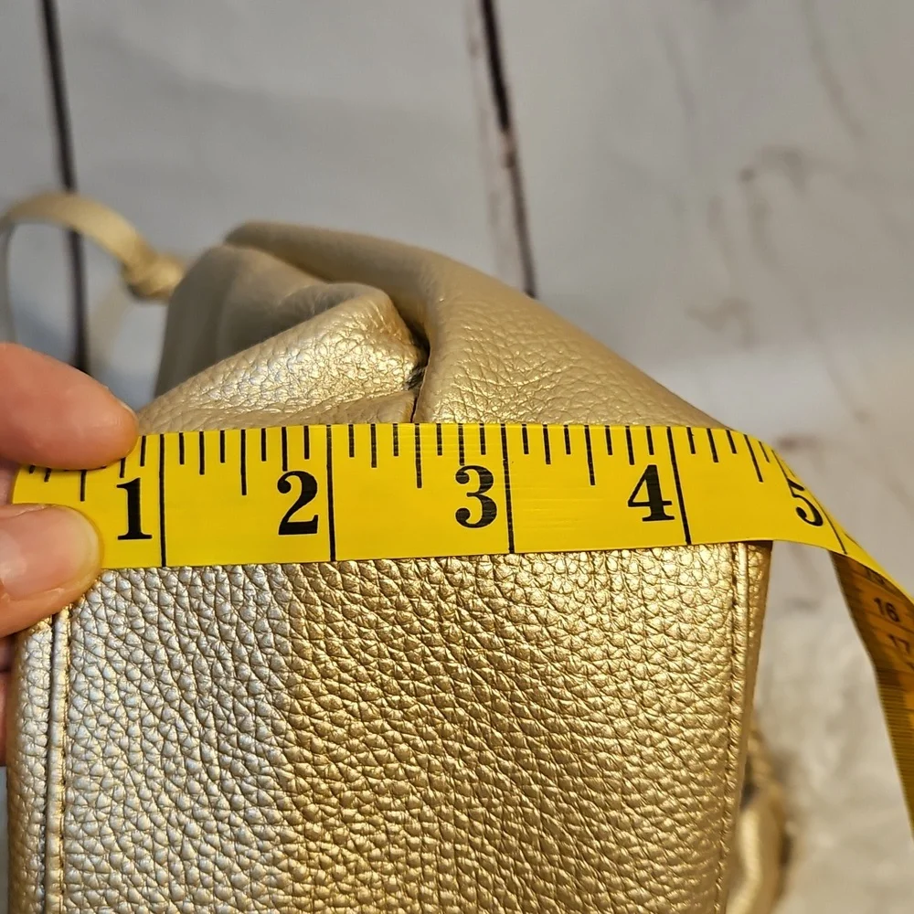 Laggo leather gold